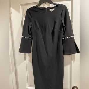 Pearl Sleeve MIDI Dress